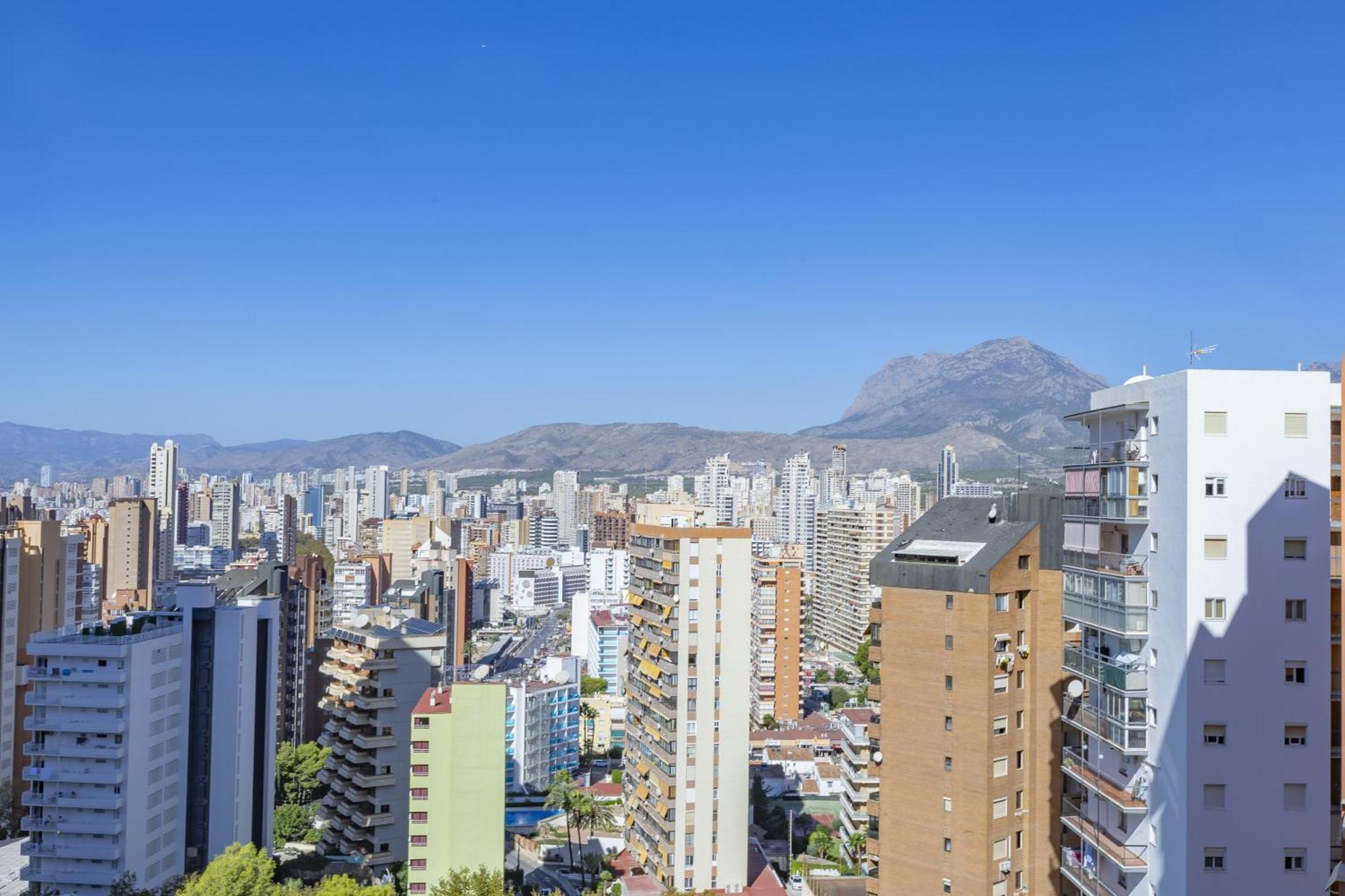 Ciudad Antena I 14-c * Benidorm